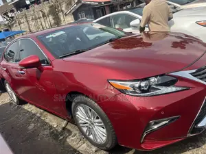 Lexus ES 2017 Red