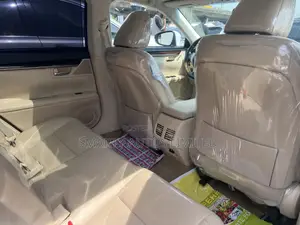 Lexus ES 2017 White