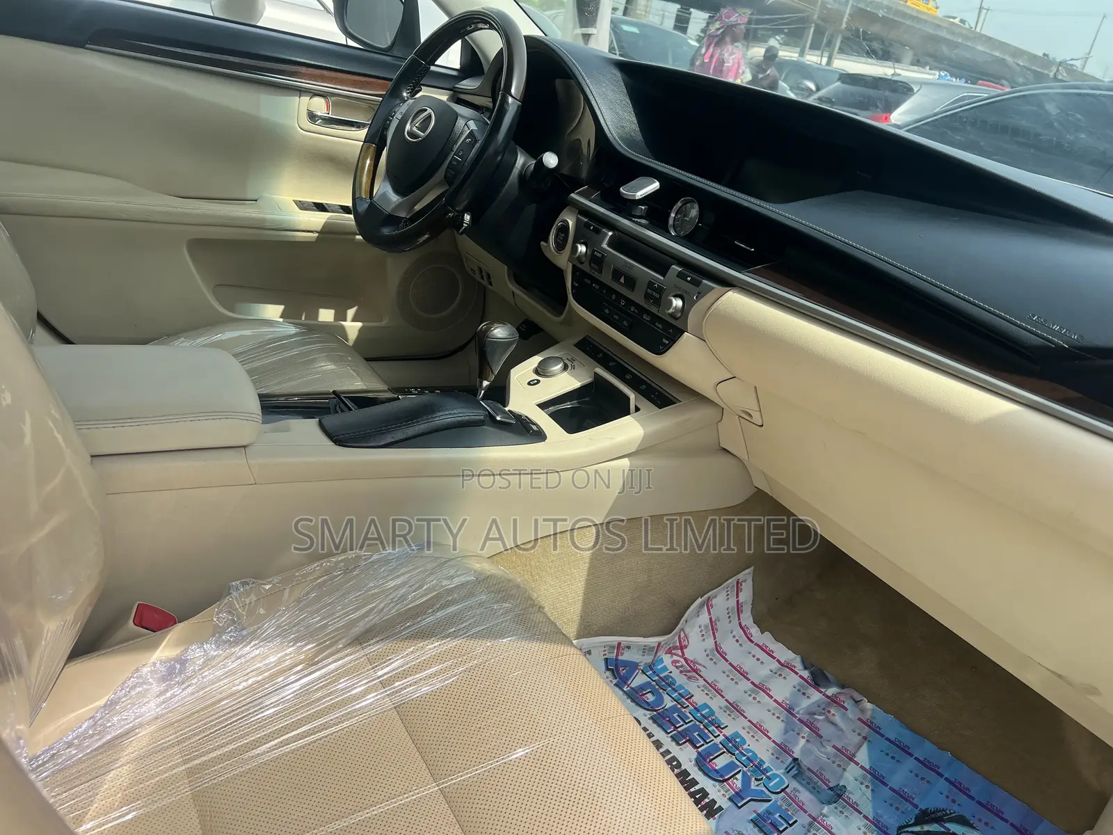 Lexus ES 2017 White
