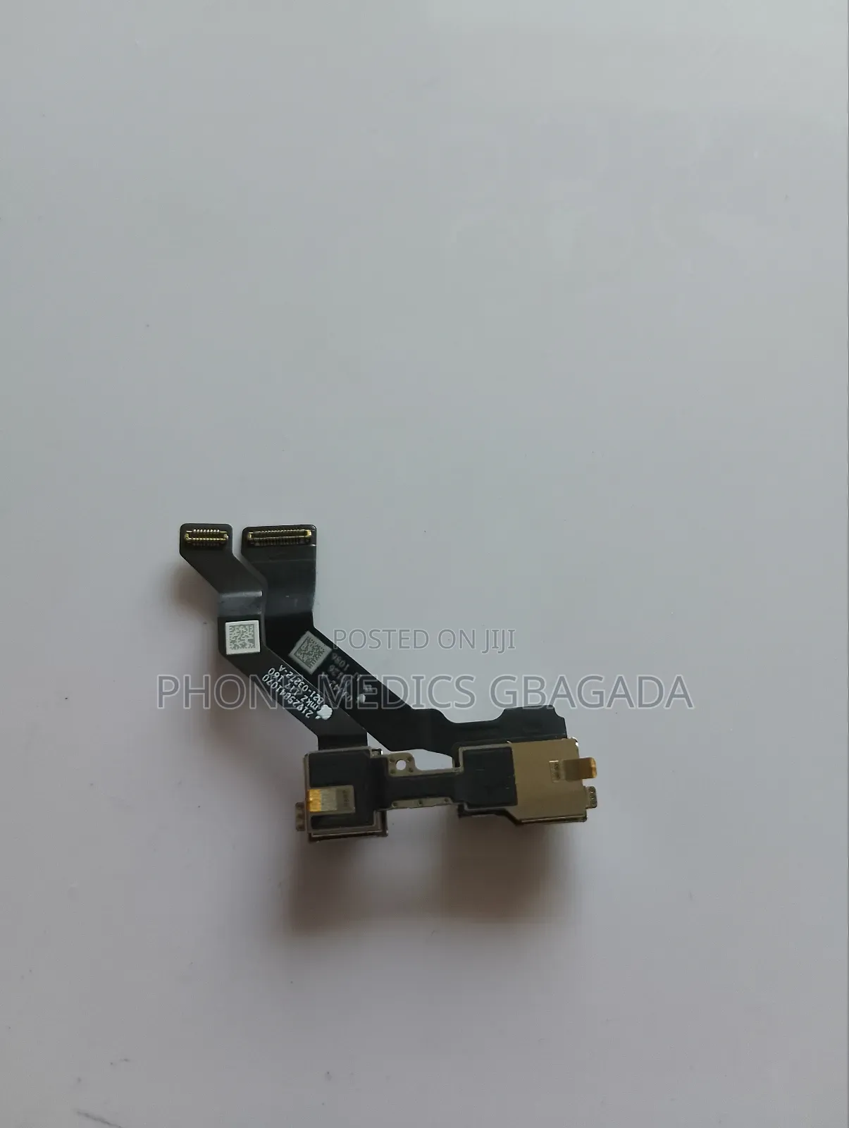 iPhone 13 Pro Max Front Camera
