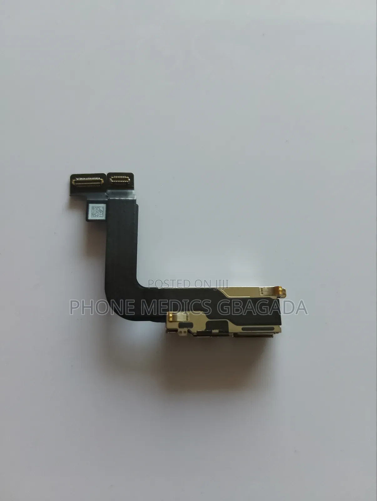 iPhone 15 Pro Max Front Camera