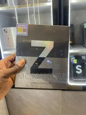 New Samsung Galaxy Z Fold 3 256 GB Black