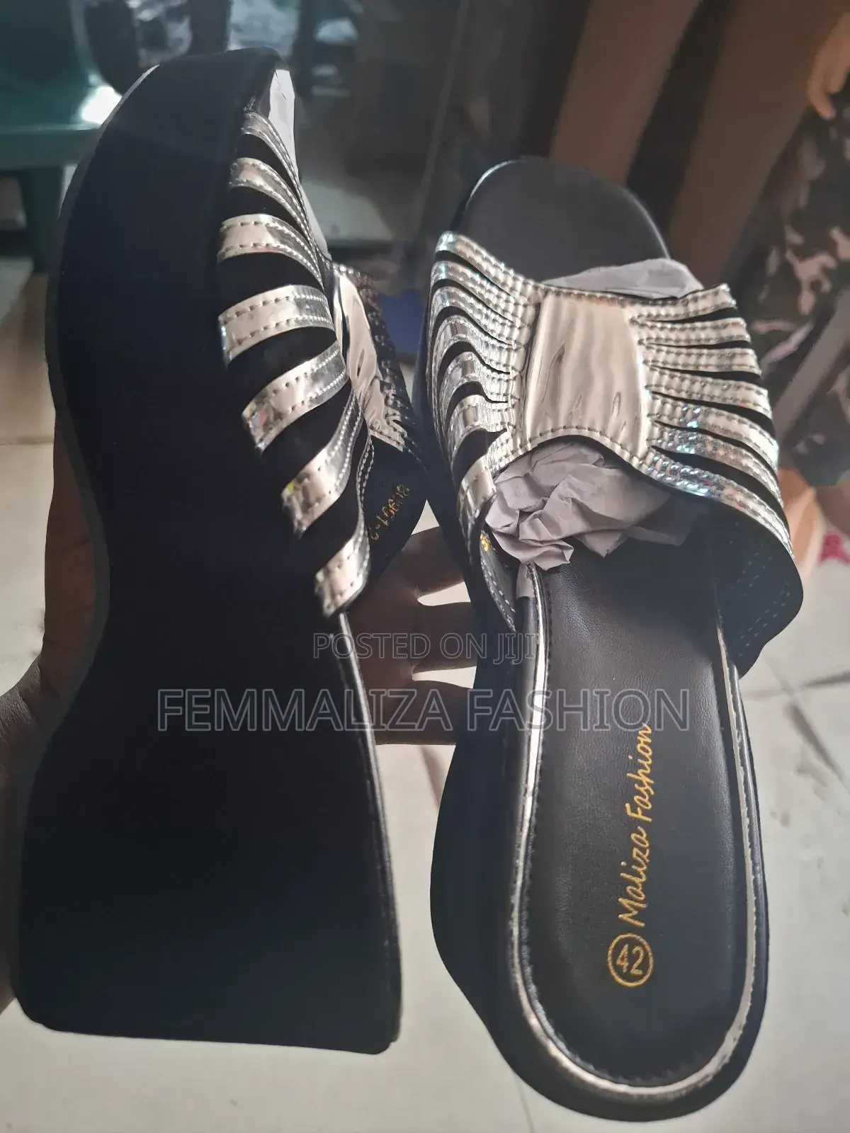 Elegant Women Wedge Slippers