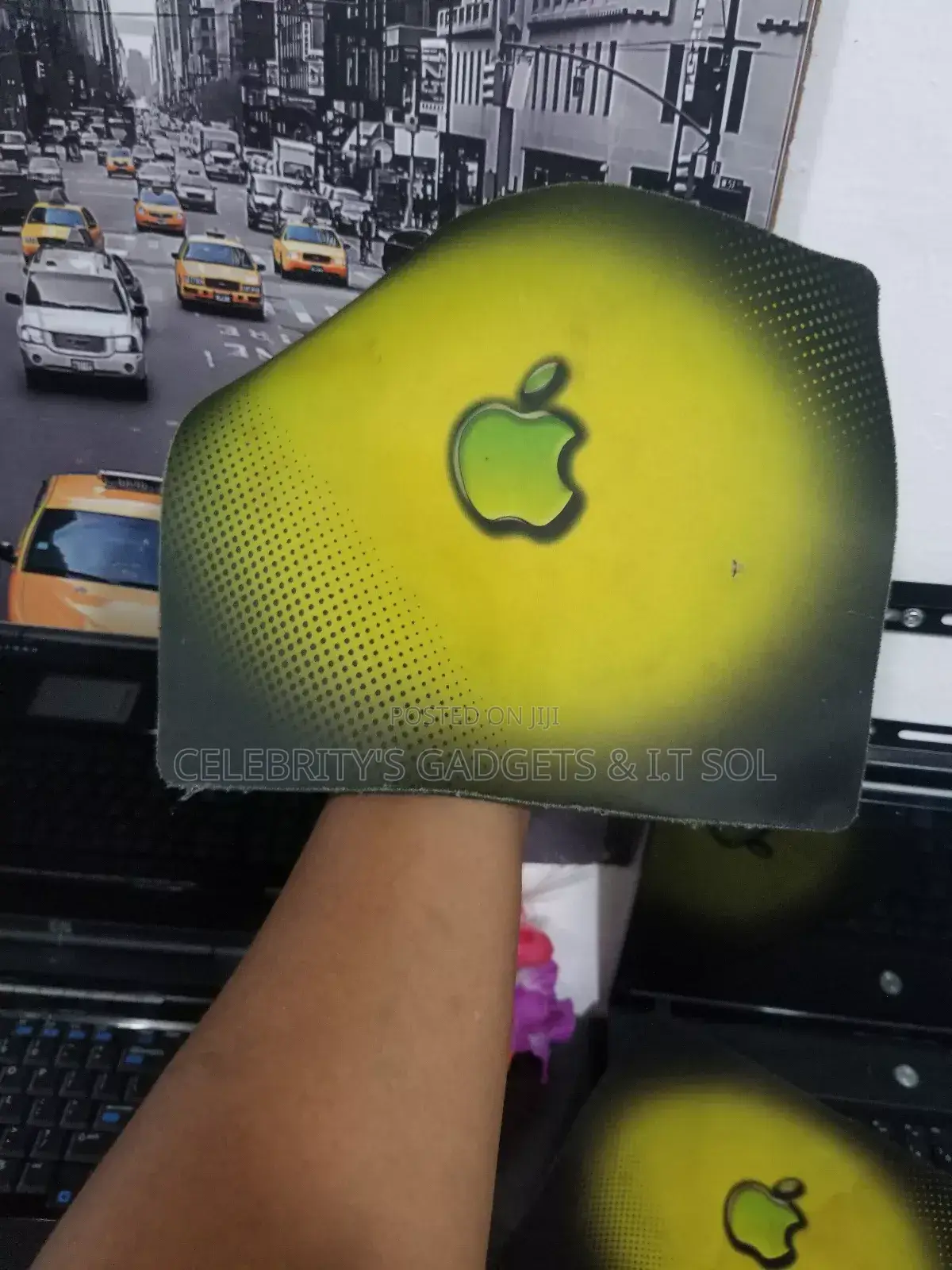 Apple Mouse Pad