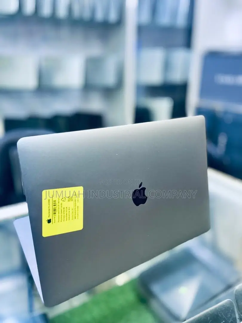 Laptop Apple MacBook Pro 2019 32GB Intel Core I9 SSD 512GB