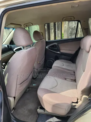 Toyota RAV4 2007 Gold