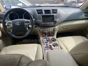 Toyota Highlander 2012 White