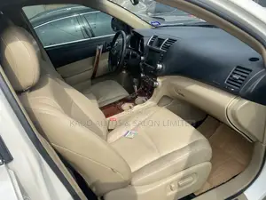 Toyota Highlander 2012 White