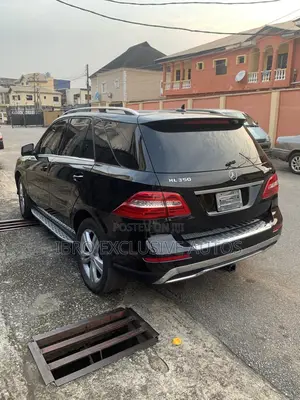 Mercedes-Benz M Class ML350 4MATIC 4dr SUV AWD (3.5L 6cyl 7A) 2014