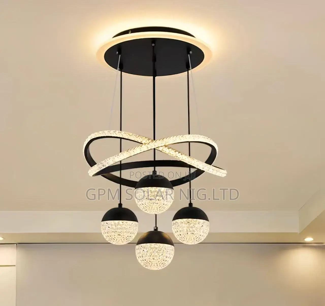 Chandelier Dropping Light