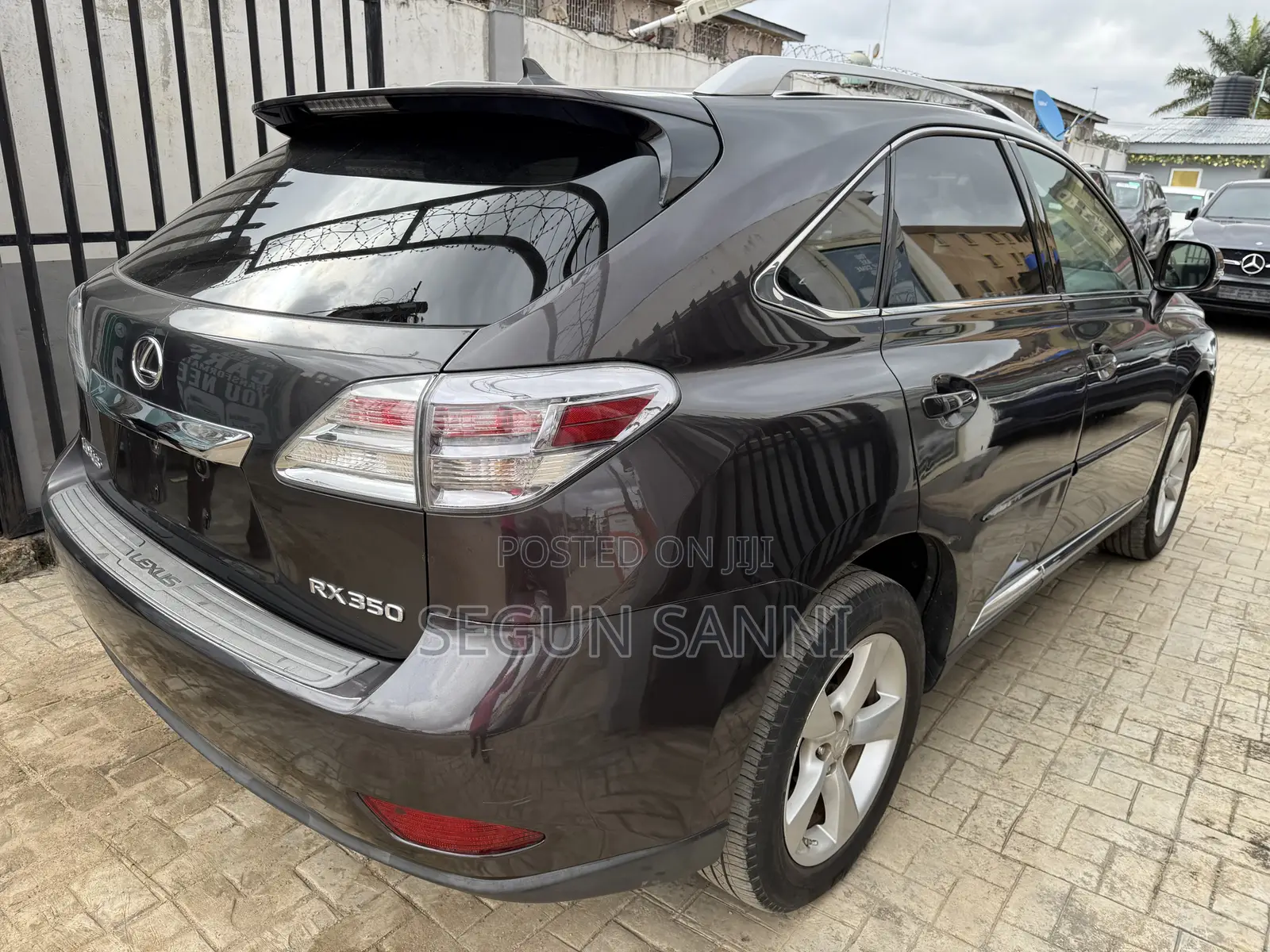 Lexus RX 350 2011 Brown