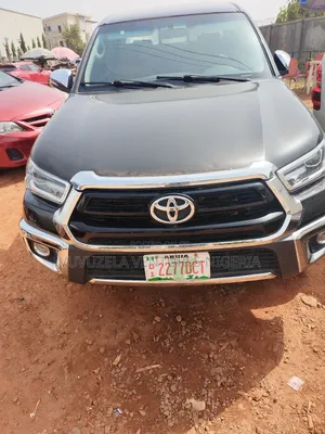 Toyota Hilux SR5 BLACK 4x4 2014 Black