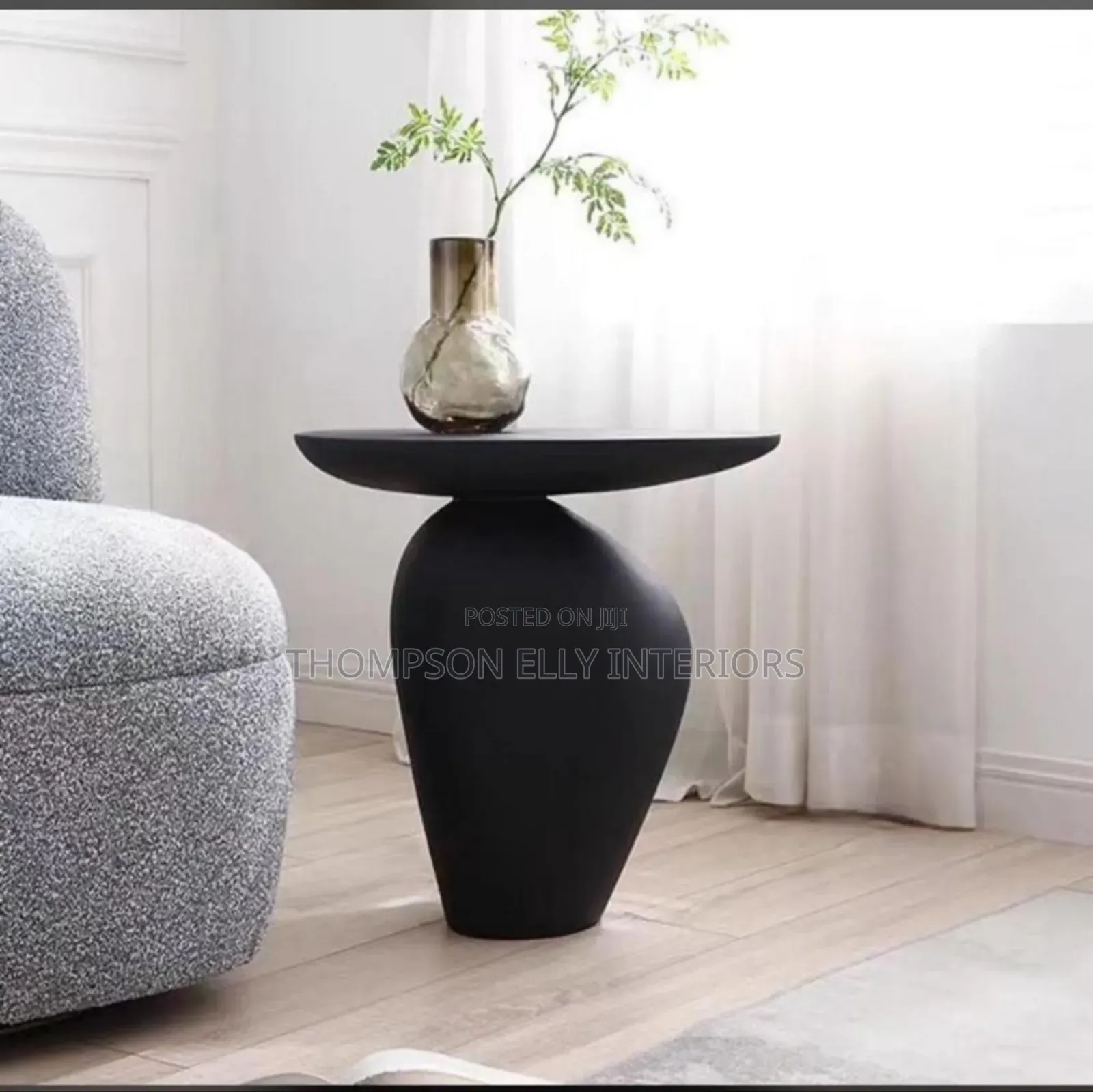 Dark Sculpture Table