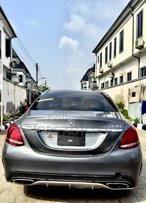 Mercedes-Benz C43 2017 Gray