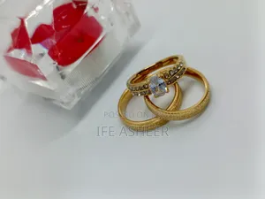 Couples Gold Set Of Wedding Ring - Gc001