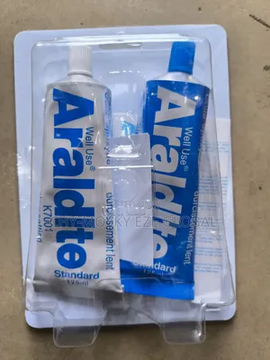 Araldite Standard Adhesive (125ml)