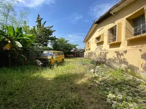 Spacious Land for Sale Located in Wuse Zone 3, Abuja.