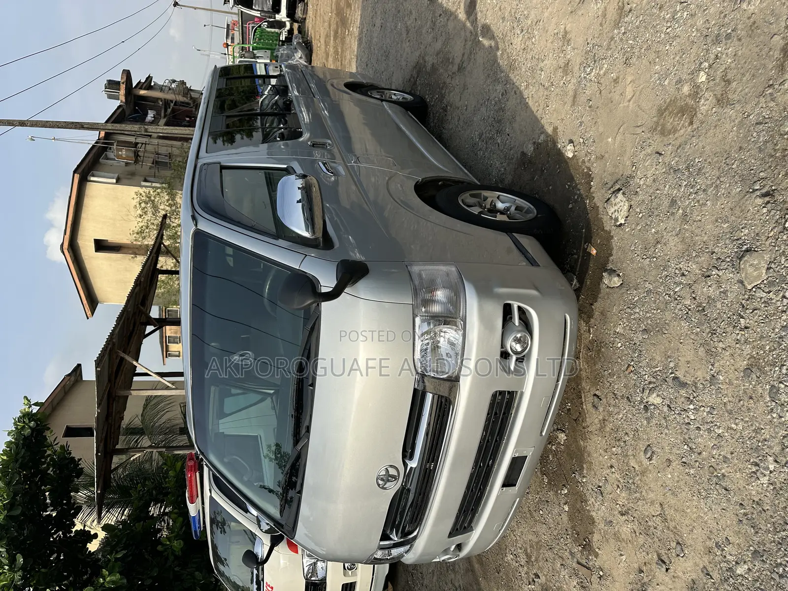 Toyota HiAce 2013 Silver