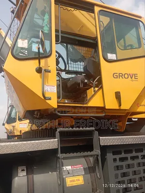 New 90 Tons Grove Crane 4×4. For Sale.