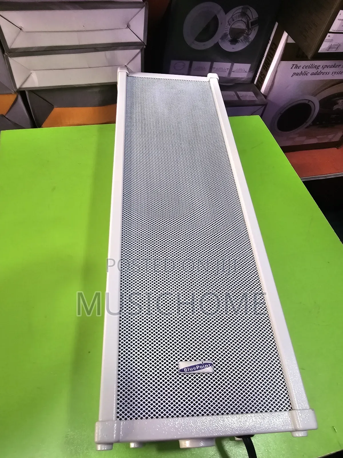 Pair Of Column White Speaker