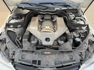 Mercedes-Benz C63 2013 White