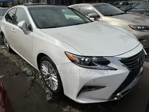 Lexus ES 350 FWD 2013 White