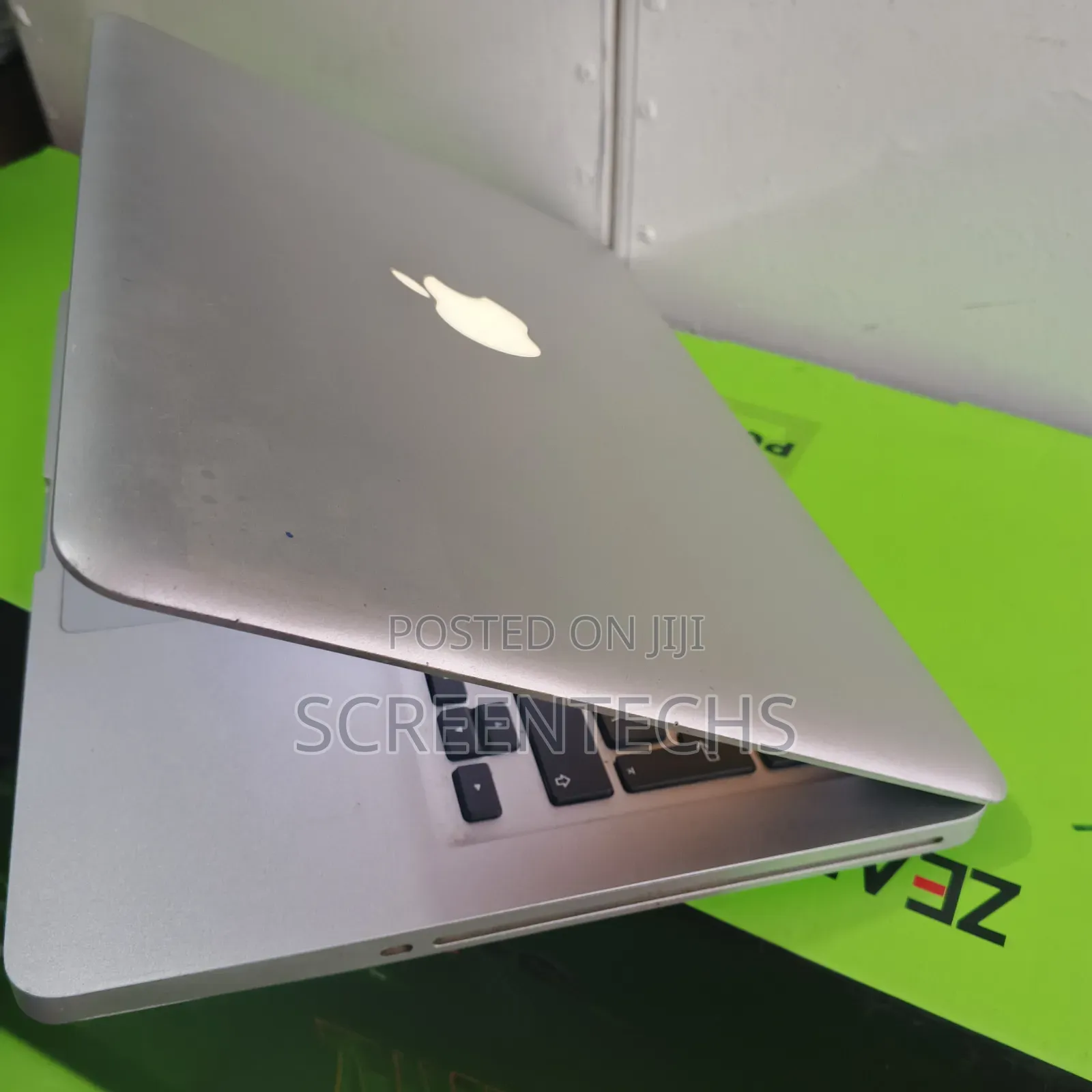 Laptop Apple MacBook 2010 4GB Intel Core 2 Duo HDD 250GB