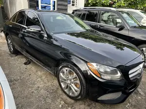 Mercedes-Benz C300 Luxury 4Matic Sedan AWD (2.0L 4cyl 7A) 2016 Black