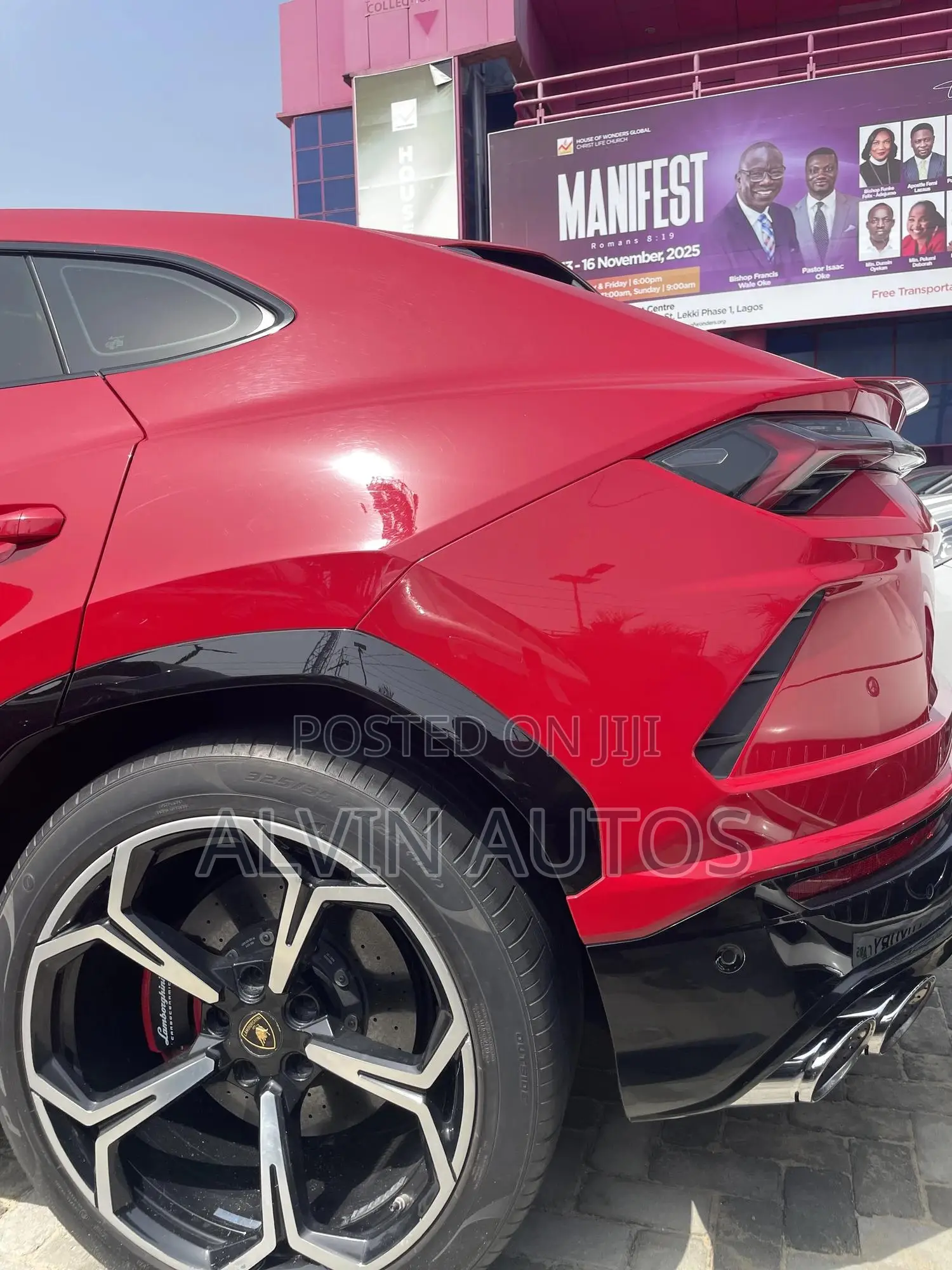 Lamborghini Urus Base 2021 Red