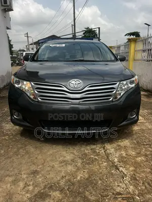 Toyota Venza V6 AWD 2012 Gray