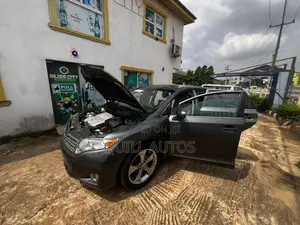 Toyota Venza V6 AWD 2012 Gray