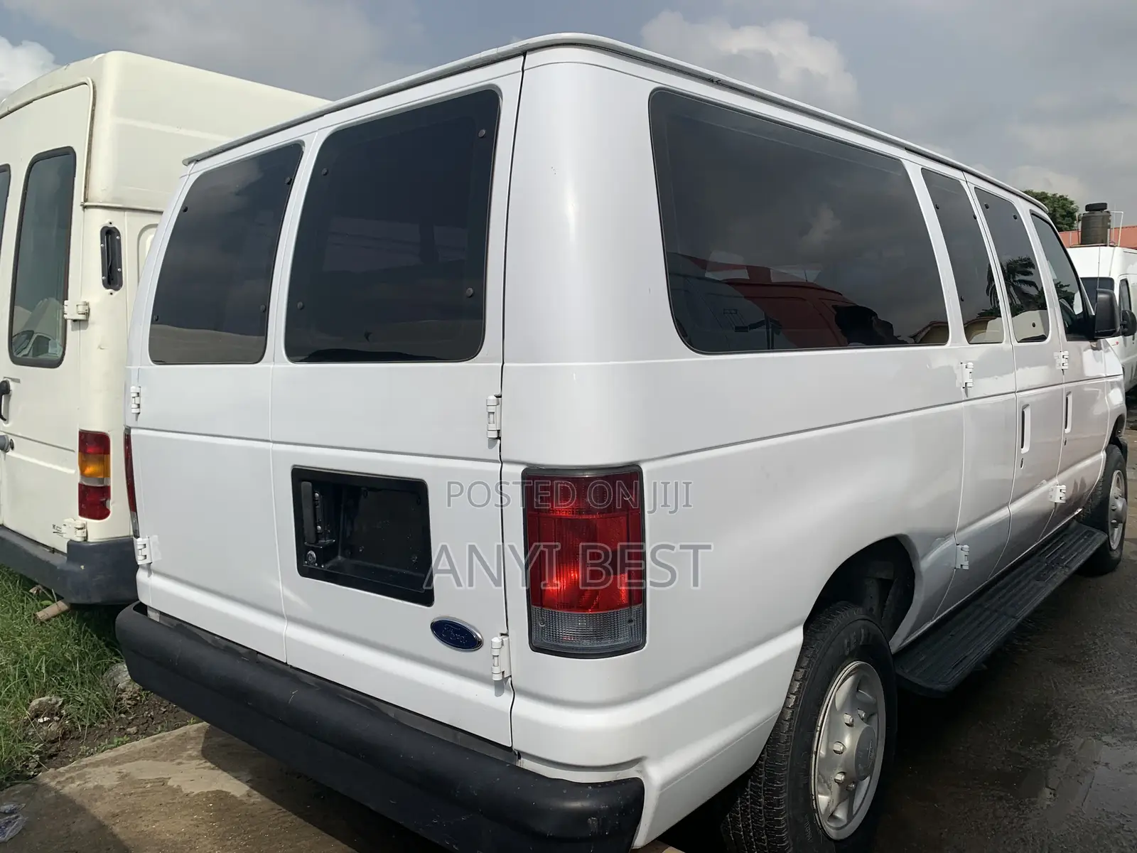 Ford E350 2008 White