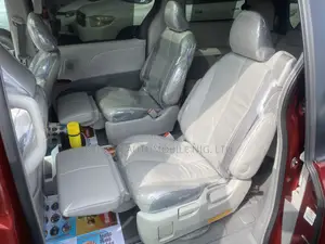 Toyota Sienna Limited 7 Passenger 2011 Red