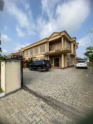 4bdrm Duplex in Amen Estate Phase 1, Lekki for sale