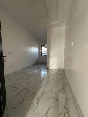 Studio Apartment in Orhild Road, Chevron for rent