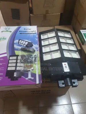 Original 16 Eyes 2000w Solar Street Light