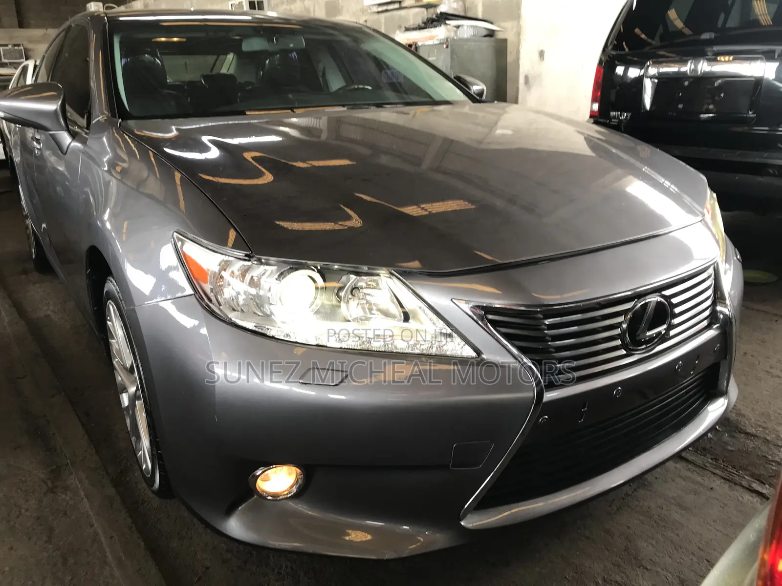 Lexus ES 2015 Gray