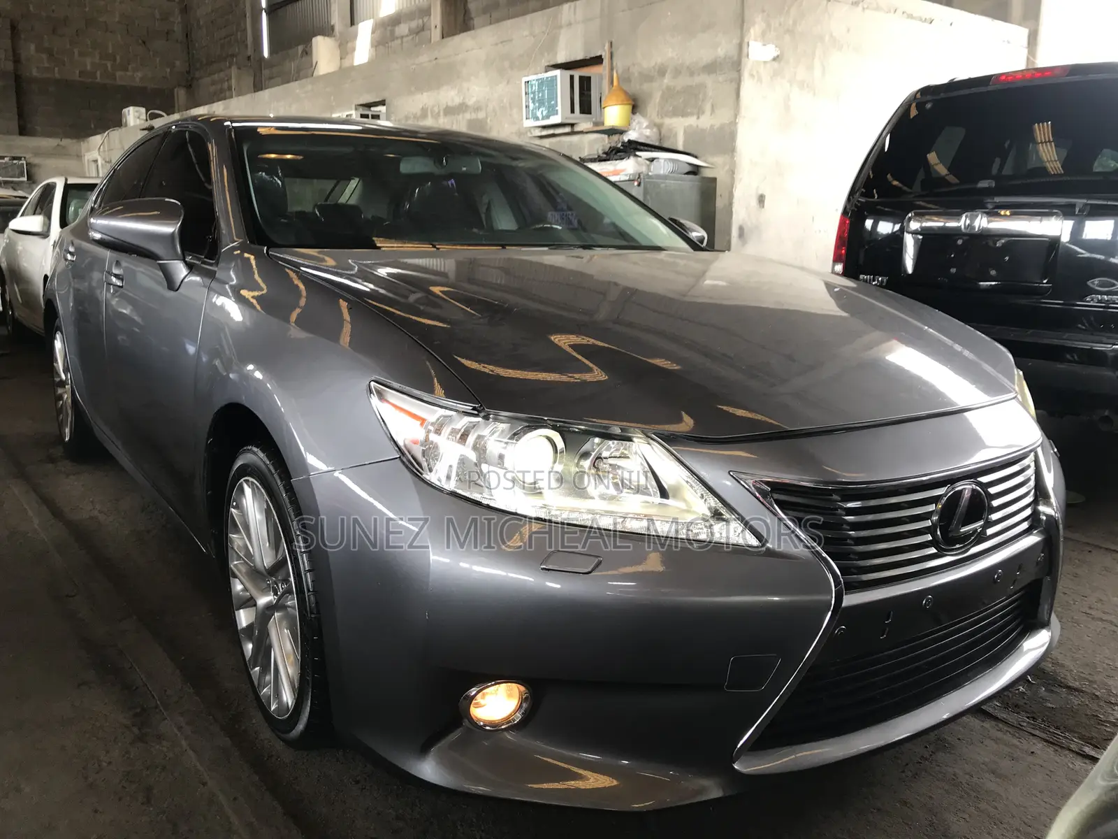 Lexus ES 2015 Gray