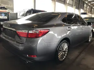 Lexus ES 2015 Gray