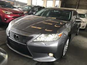 Lexus ES 2015 Gray