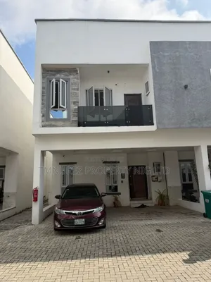 4bdrm Duplex in Vgc Haris Drive for rent
