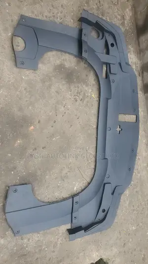 Complete Engine Cover Lx570