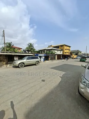 Demolishable Property Suitable for Commercial Use