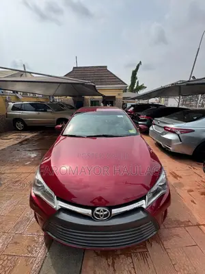 Toyota Camry 2016 Red