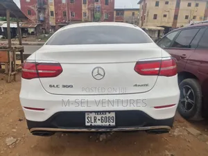 Mercedes-Benz GLC-Class 2019 White