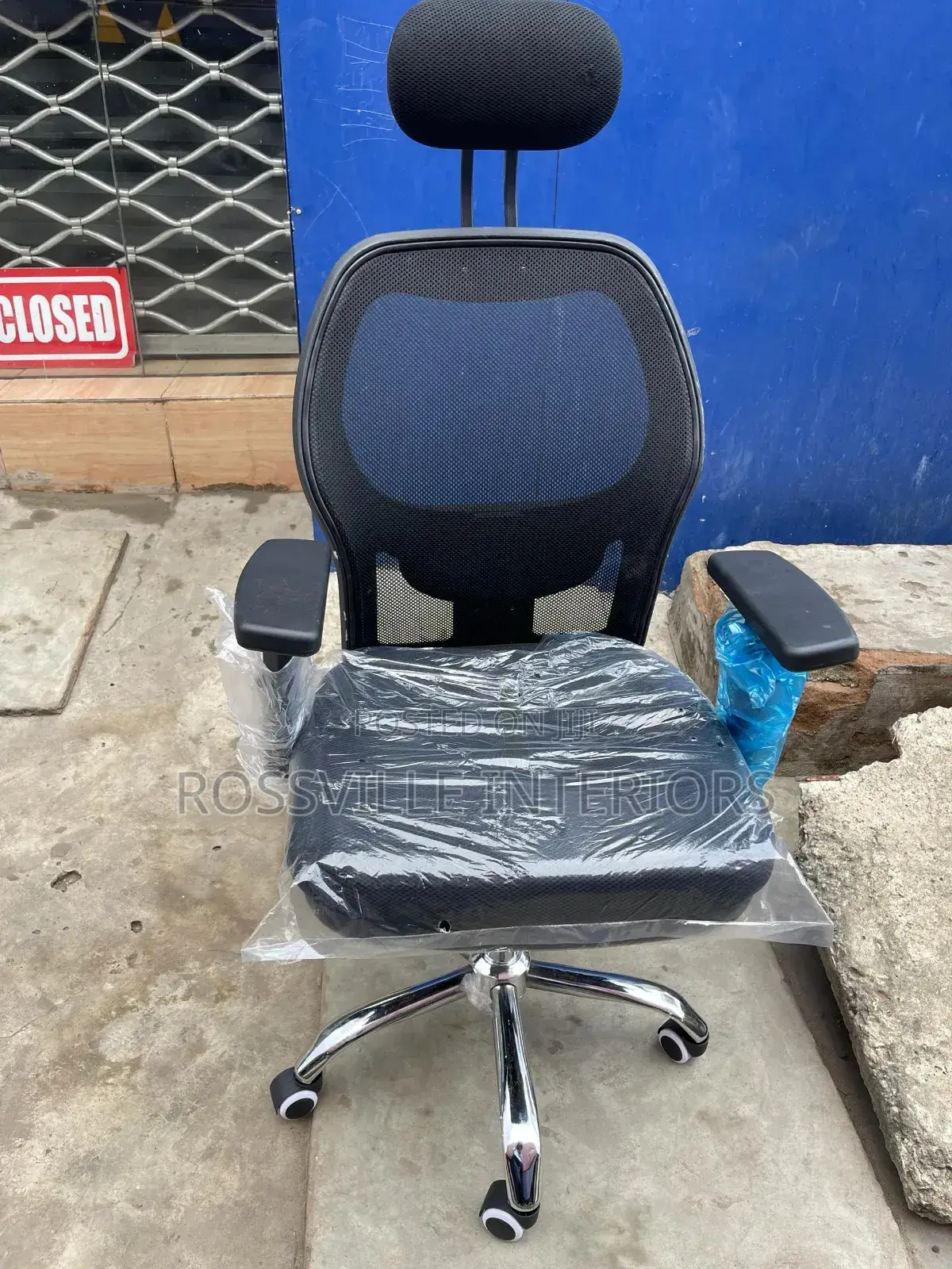 Ergonomic Mesh Office Chair , High Back With Adjustable Headrest