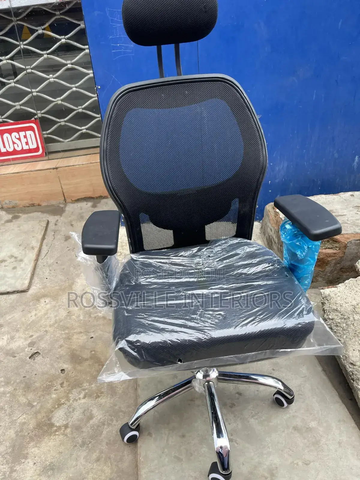 Ergonomic Mesh Office Chair , High Back With Adjustable Headrest