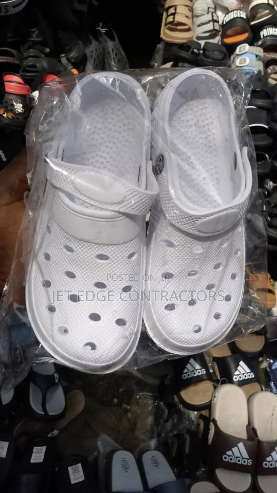 Clogs/Crocs Half Shoe