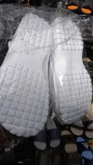 Clogs/Crocs Half Shoe