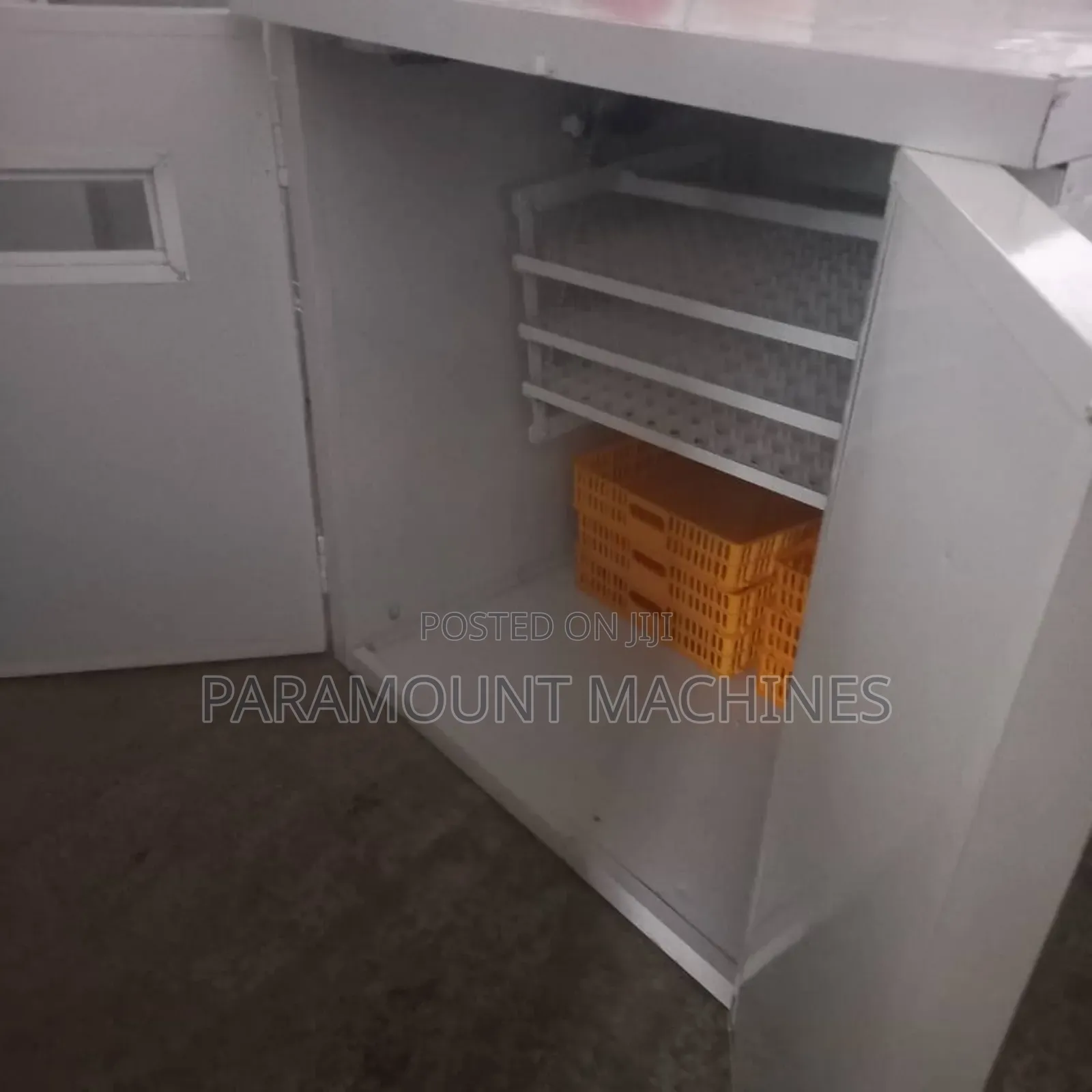 500 Eggs Capacity Incubator